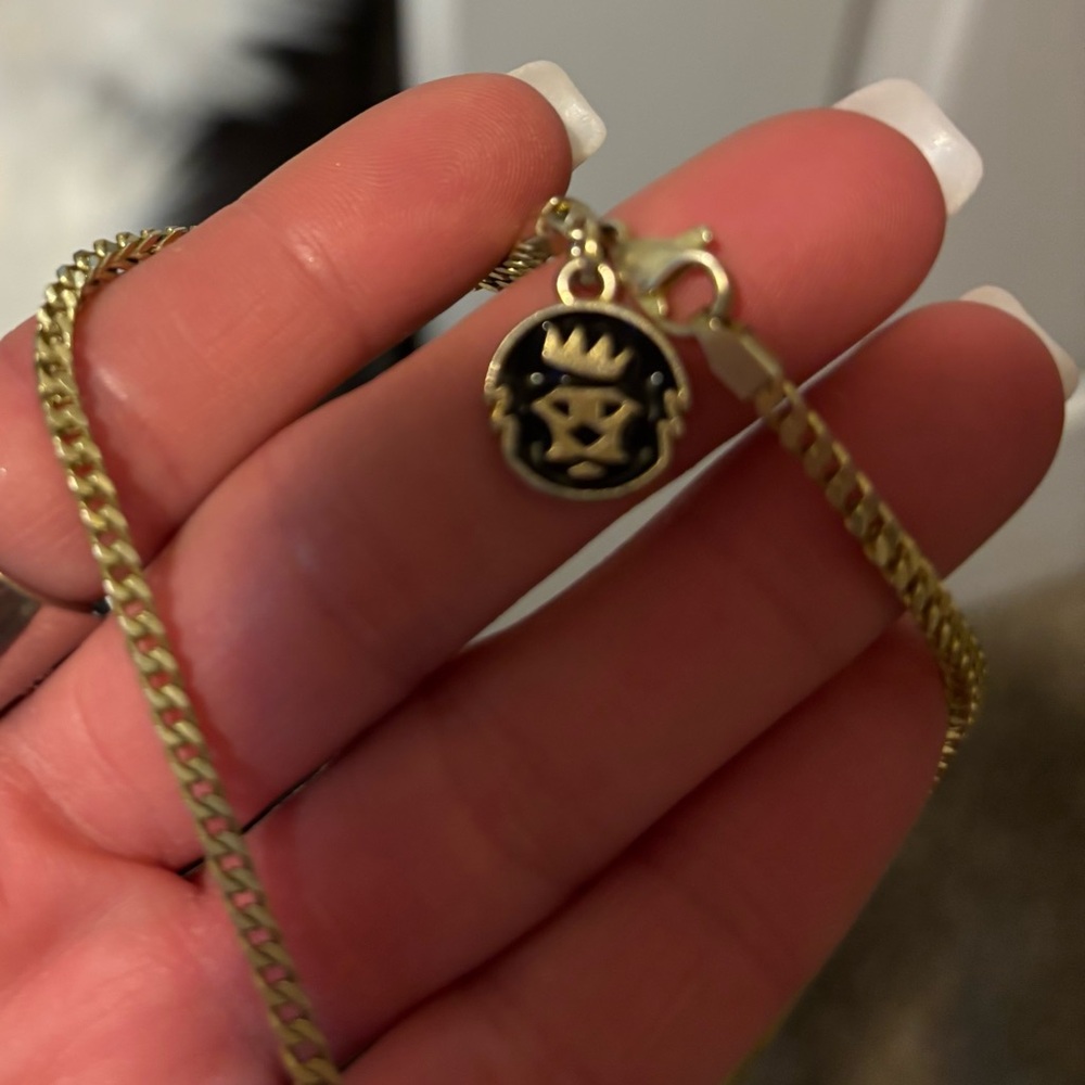 Plug Me In Necklace - Picture 3 of 4